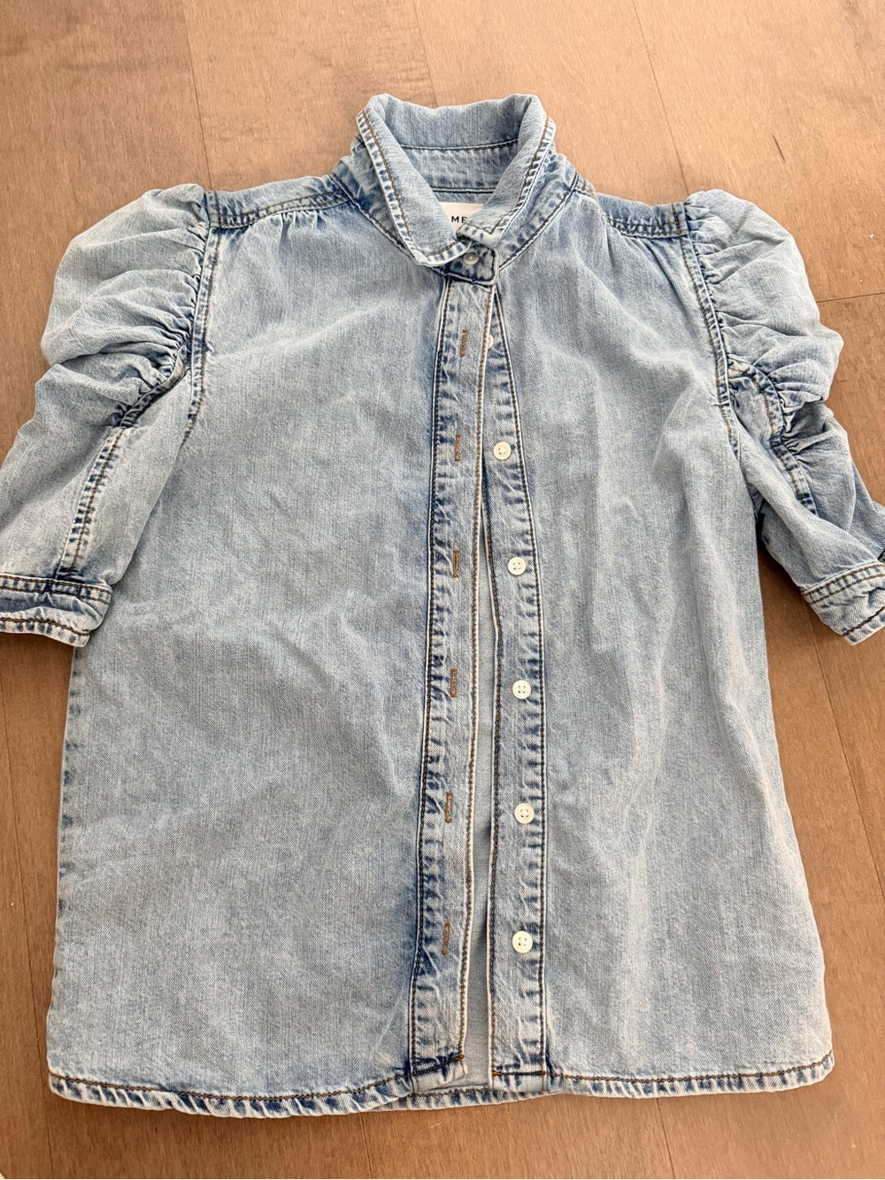 Frame Denim Light Wash Puff-Sleeve Denim Jacket